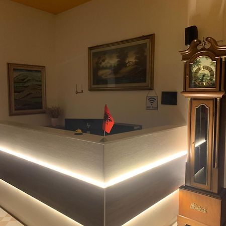 Risus Hotel 格勒姆 外观 照片