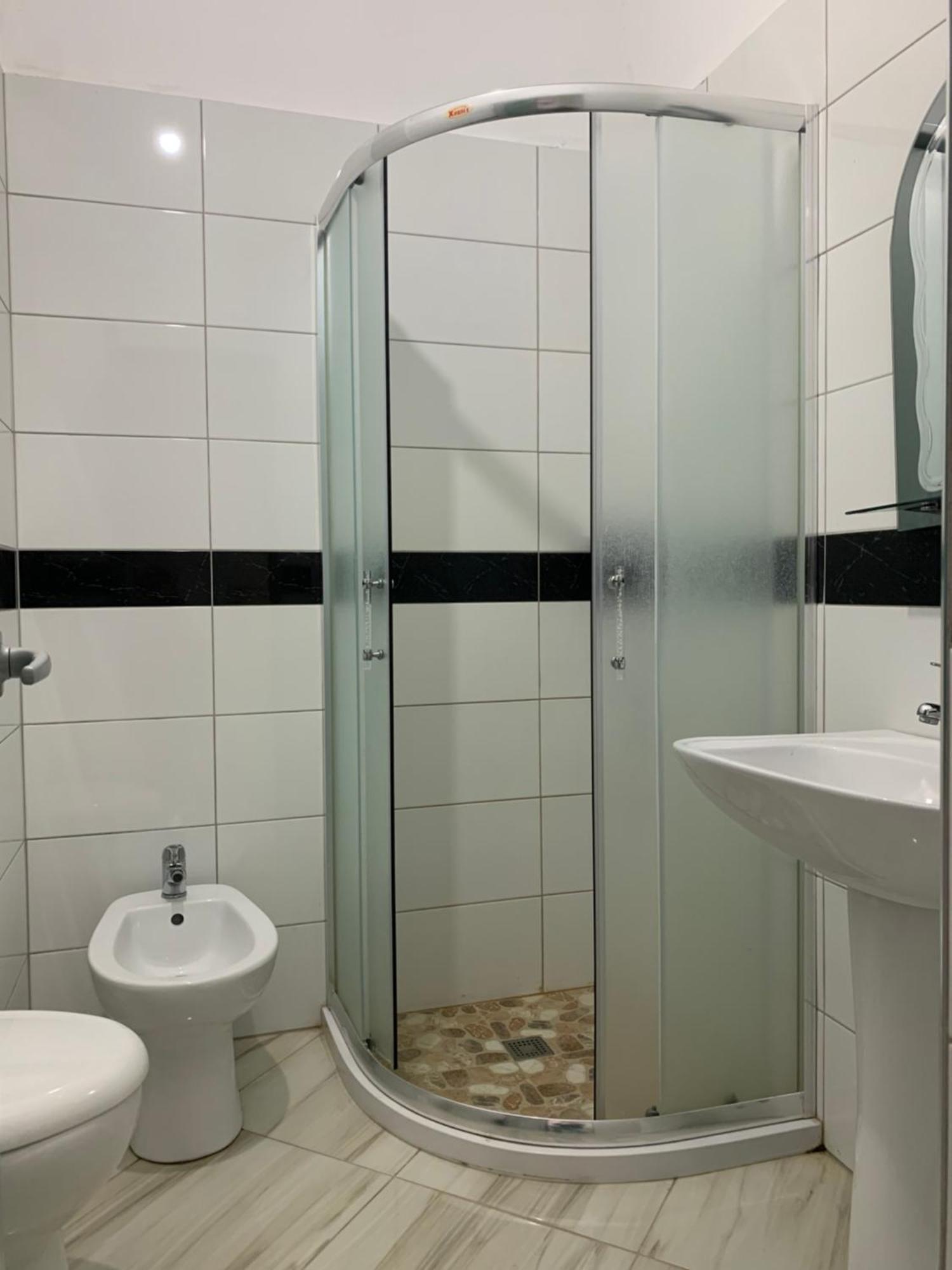 Risus Hotel 格勒姆 外观 照片