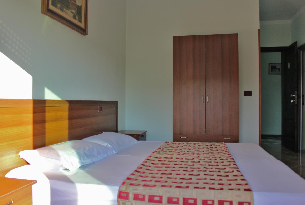 Risus Hotel 格勒姆 外观 照片